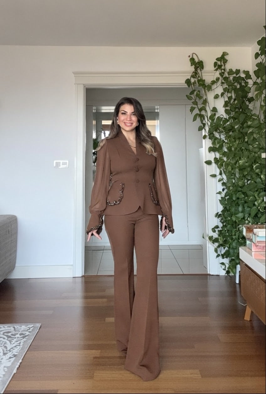 EMBELLISHED CHIFFON SLEEVE BLAZER SUIT - BROWN