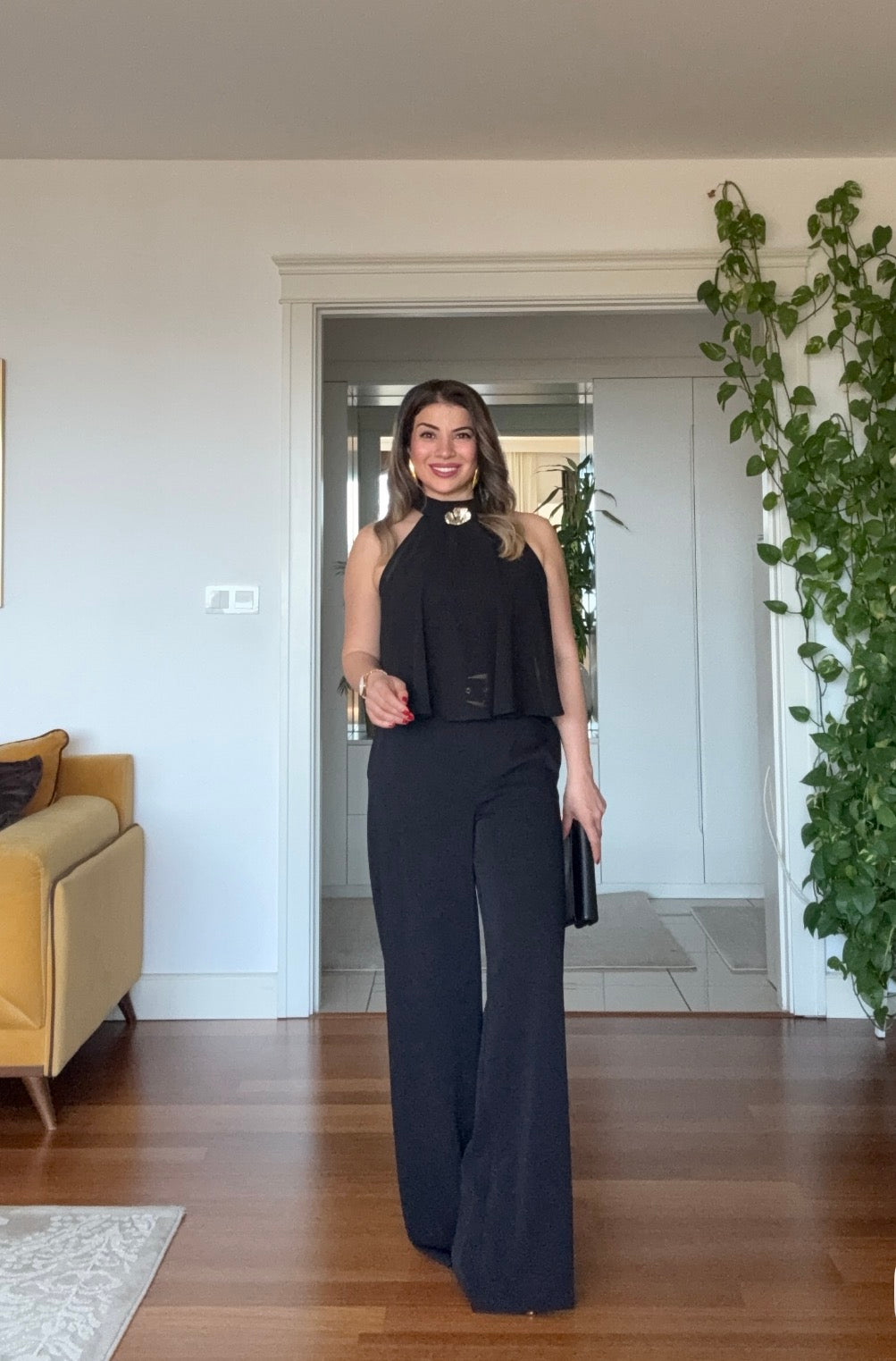 GOLD ACCESSORY DETAILED HALTER NECK JUMPSUIT - BLACK