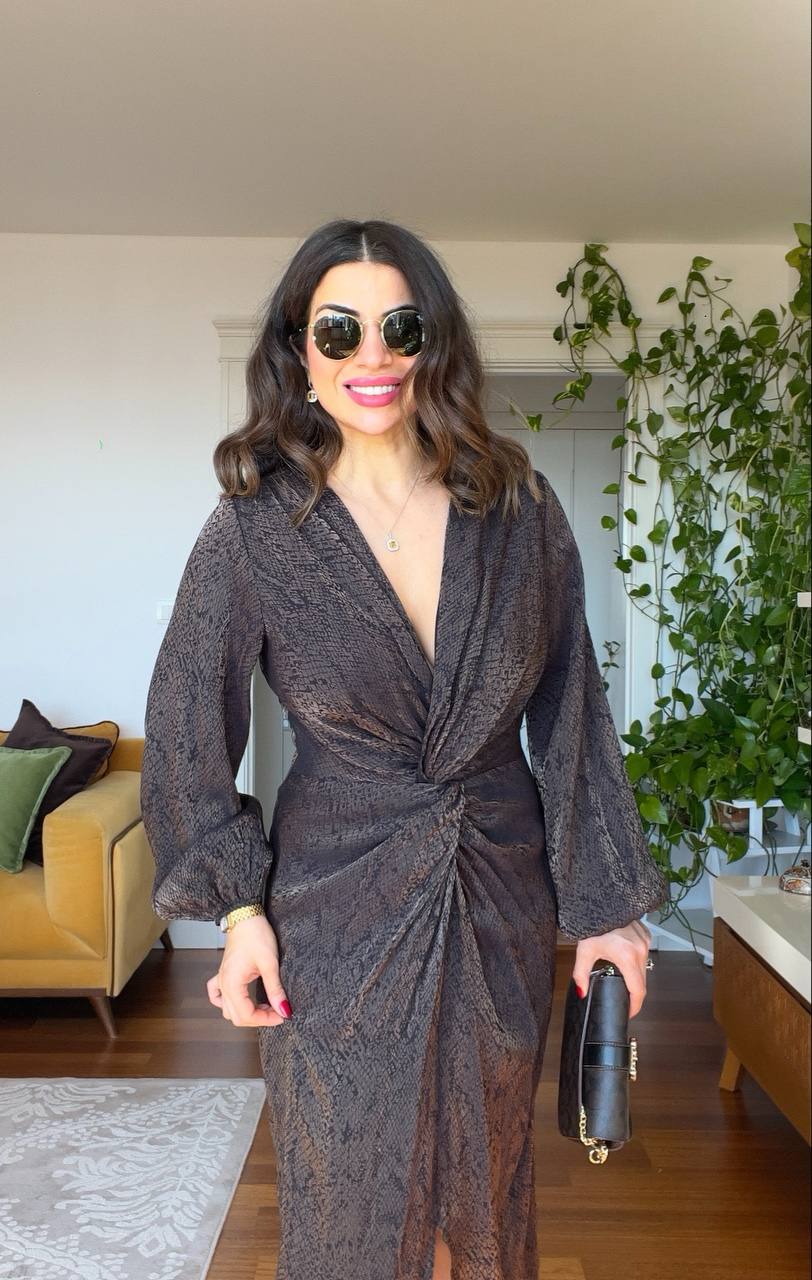 FRONT RUCHED DRESS - BROWN