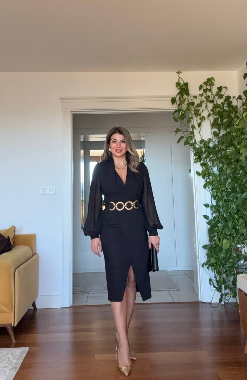 GOLD CHAIN BELTED WRAP DRESS – BLACK