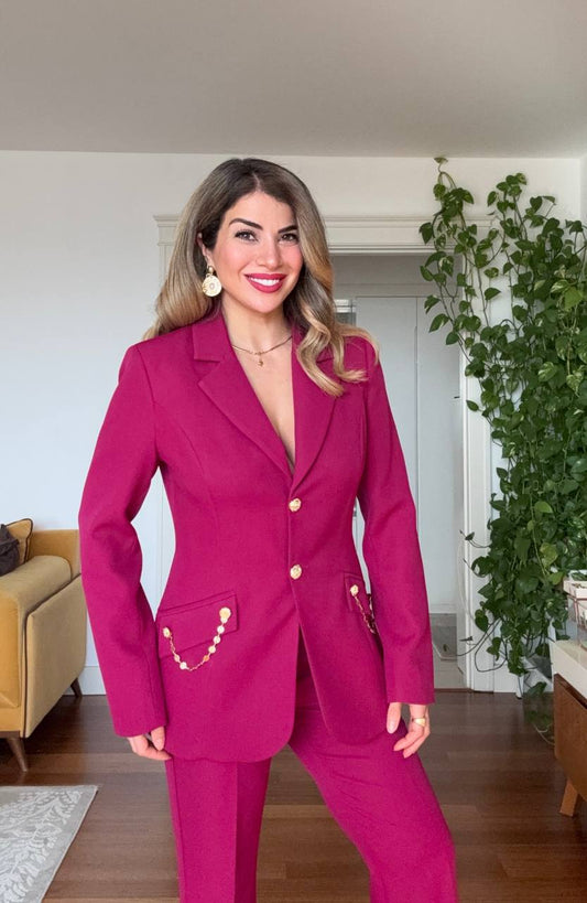PREMIUM SUIT WITH GOLD CHAIN DETAIL – FUCHSIA