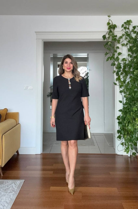 STONE-EMBELLISHED ROUND NECK SHORT SLEEVE MIDI DRESS – BLACK