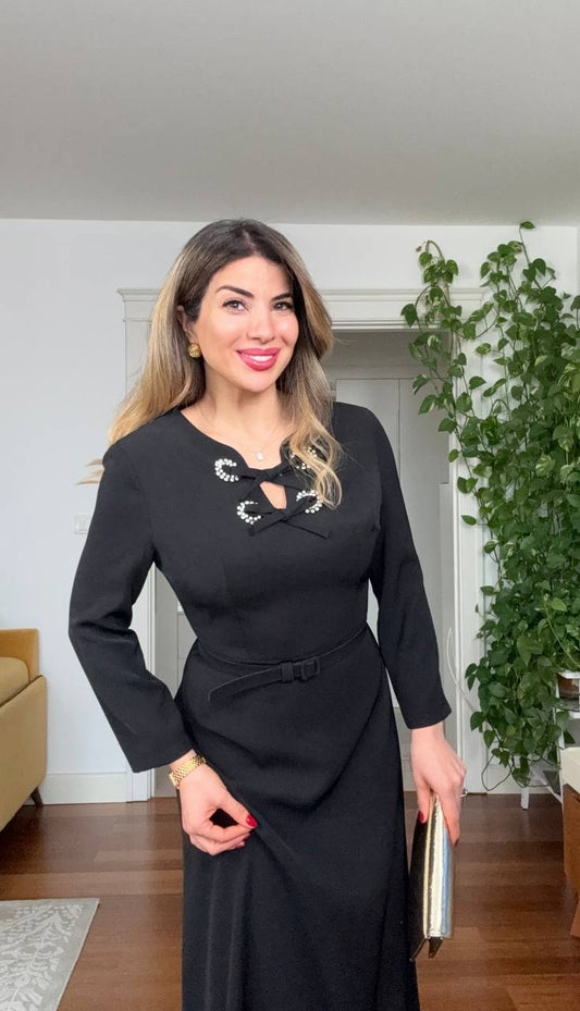 STONE-EMBELLISHED CUT-OUT NECK BELTED MAXI DRESS – BLACK