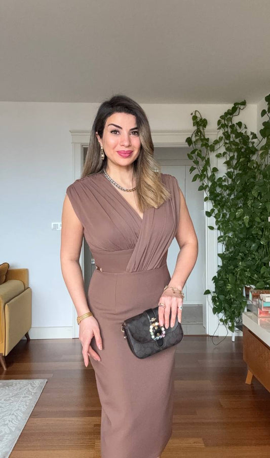 ELEGANT V-NECK MIDI DRESS - BROWN