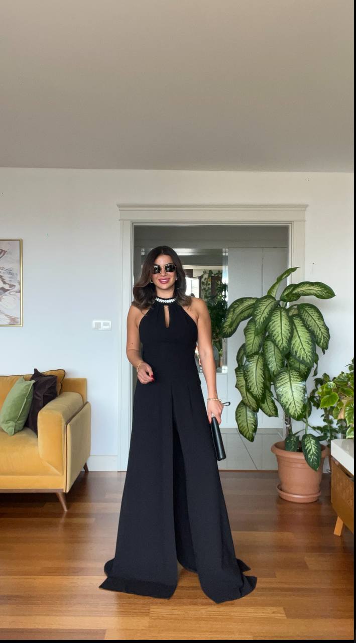 SPECIAL DESIGN SLIT JUMPSUIT - BLACK