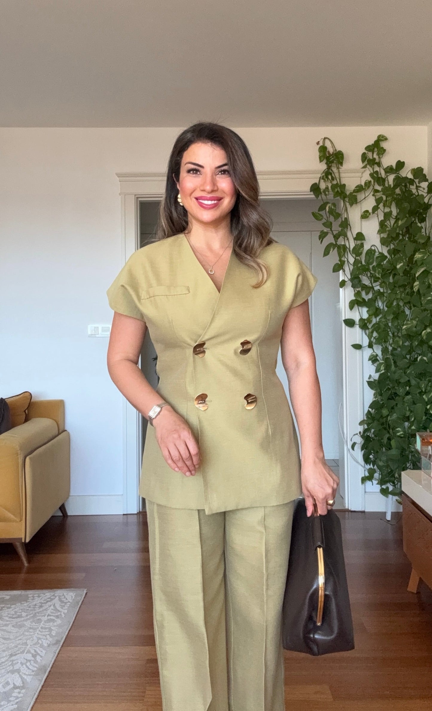 GOLD BUTTON DETAILED WRAP VEST & TROUSERS SET – PISTACHIO GREEN