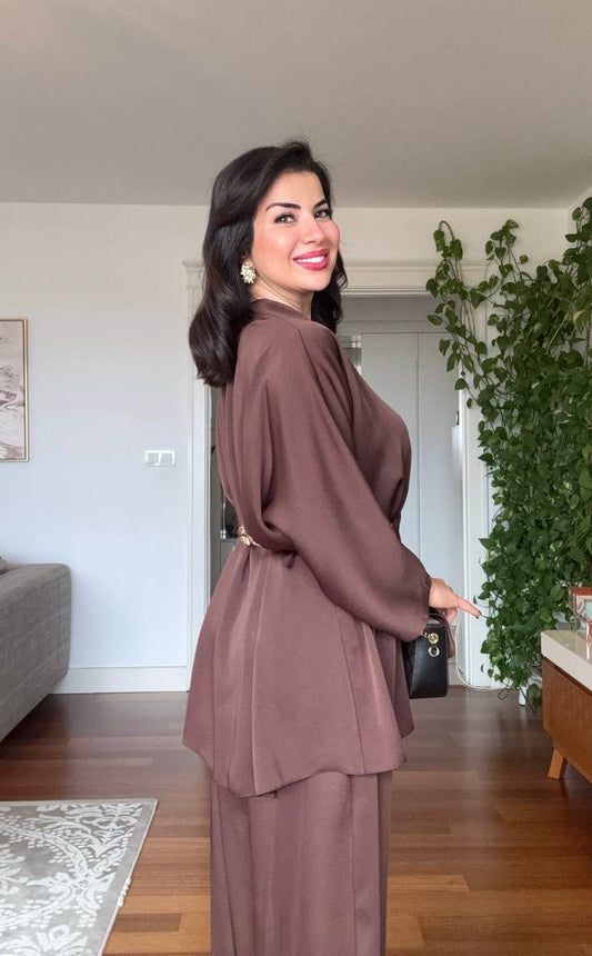 V-NECK SATIN-LOOK BLOUSE AND WIDE-LEG TROUSER SET - BROWN