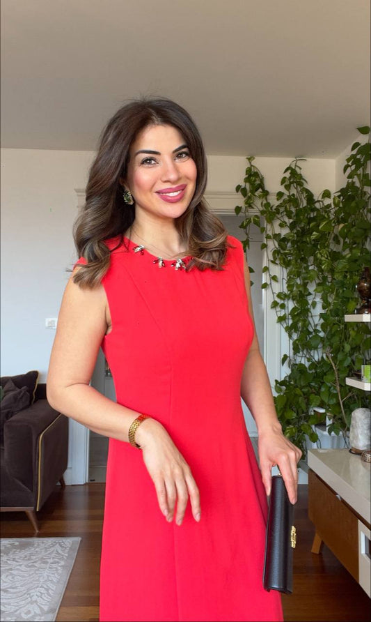 DRESS WITH STONE-EMBELLISHED COLLAR - RED