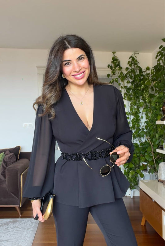 V-NECK BELTED SET - BLACK