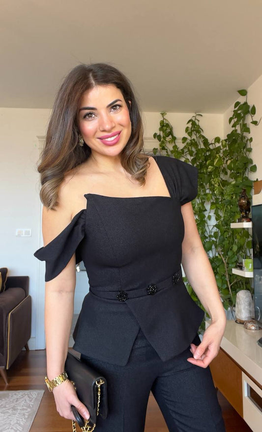 SHOULDER-DETAILED PEARL BUTTON SUIT – BLACK