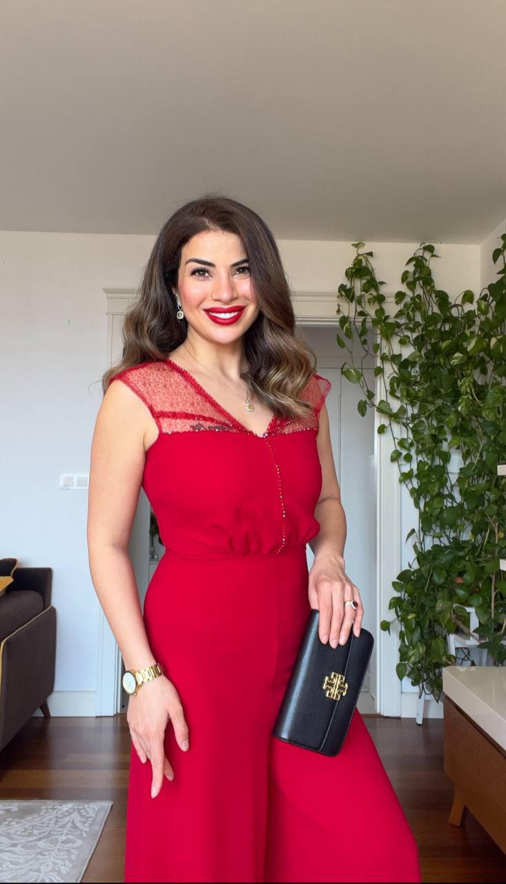 SATIN DETAILED JUMPSUIT - RED