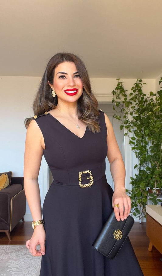 PEARL BUCKLE V-NECK MIDI DRESS – BLACK