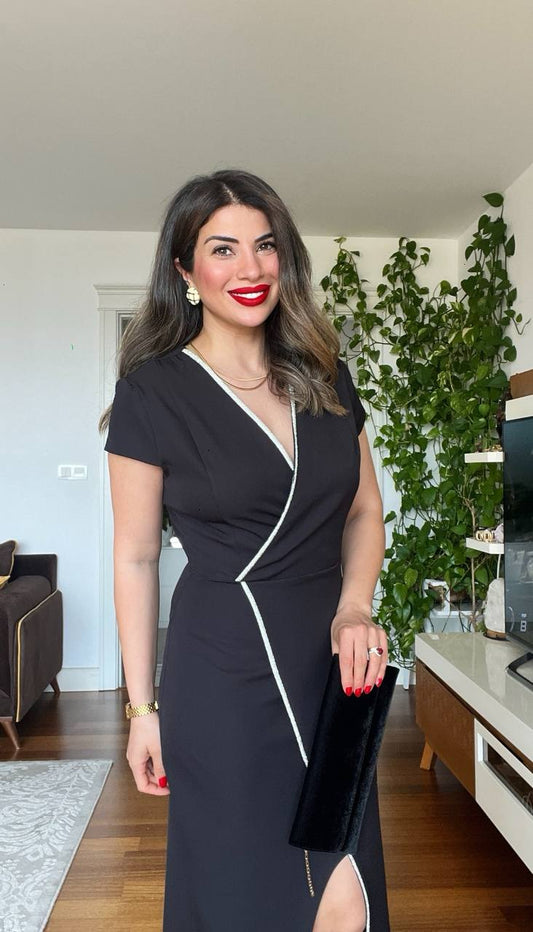 PEARL-TRIMMED WRAP-STYLE DRESS – BLACK