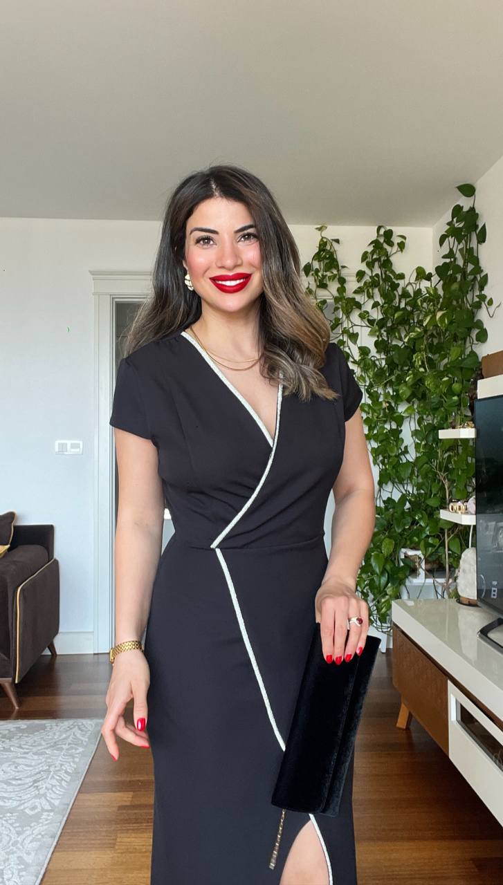 PEARL-TRIMMED WRAP-STYLE DRESS – BLACK