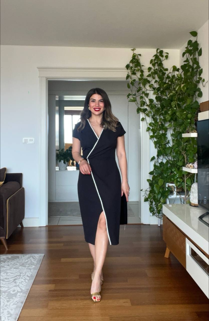 PEARL-TRIMMED WRAP-STYLE DRESS – BLACK