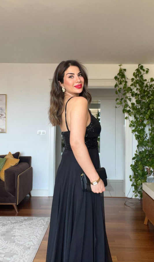 SEQUINED SLIT DETAIL EVENING DRESS – BLACK