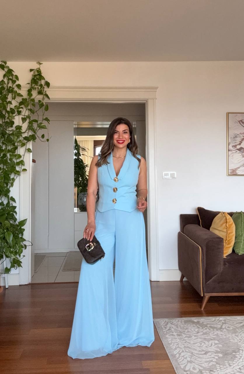 GOLD BUTTON DETAIL WIDE-LEG SUIT - BABY BLUE