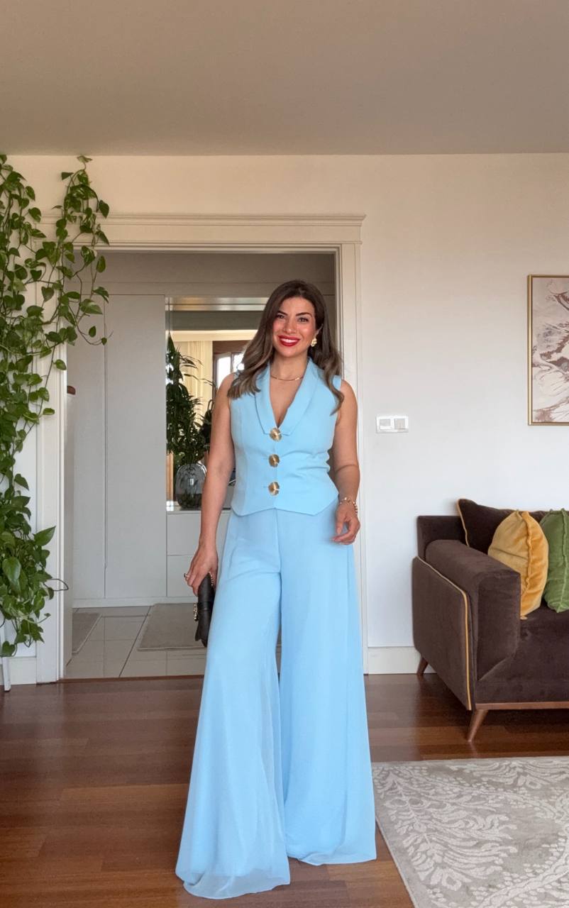 GOLD BUTTON DETAIL WIDE-LEG SUIT - BABY BLUE