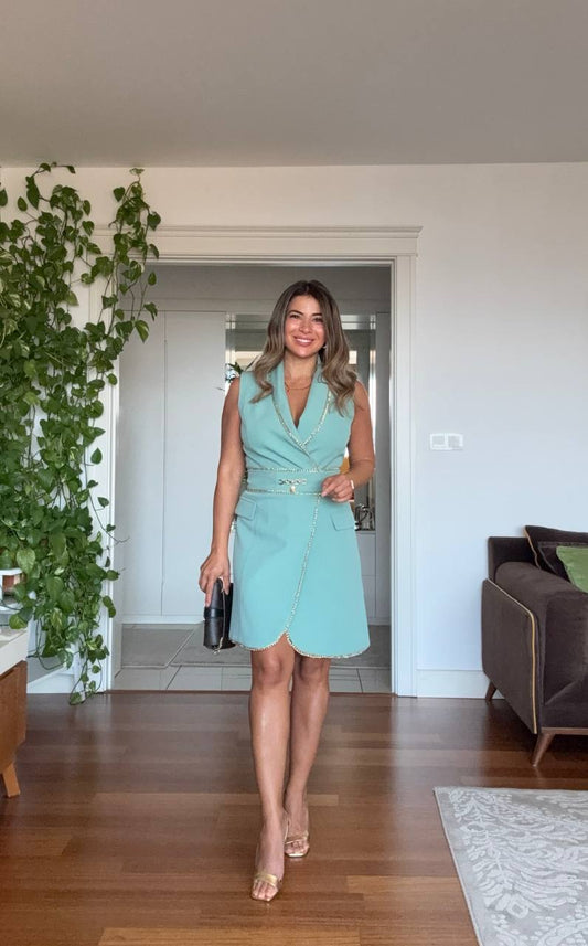 WRAP DRESS WITH CHAIN DETAILS - AQUA GREEN