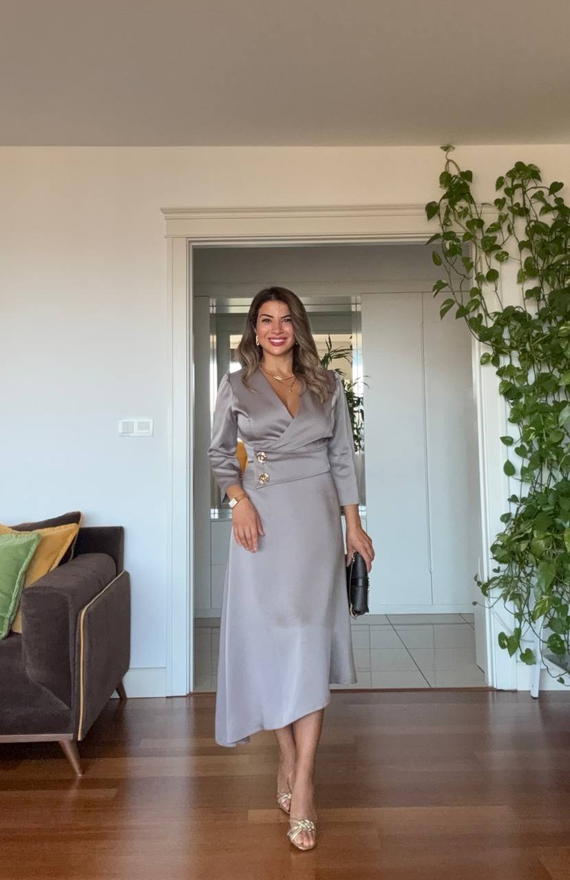 GOLD BUTTON DETAIL WRAP DRESS – MİNK