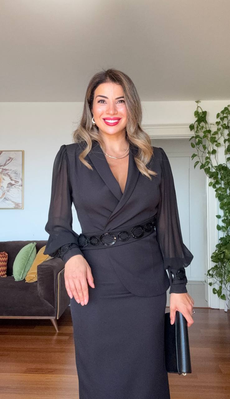 ELEGANT V-NECK BELTED DRESS - BLACK