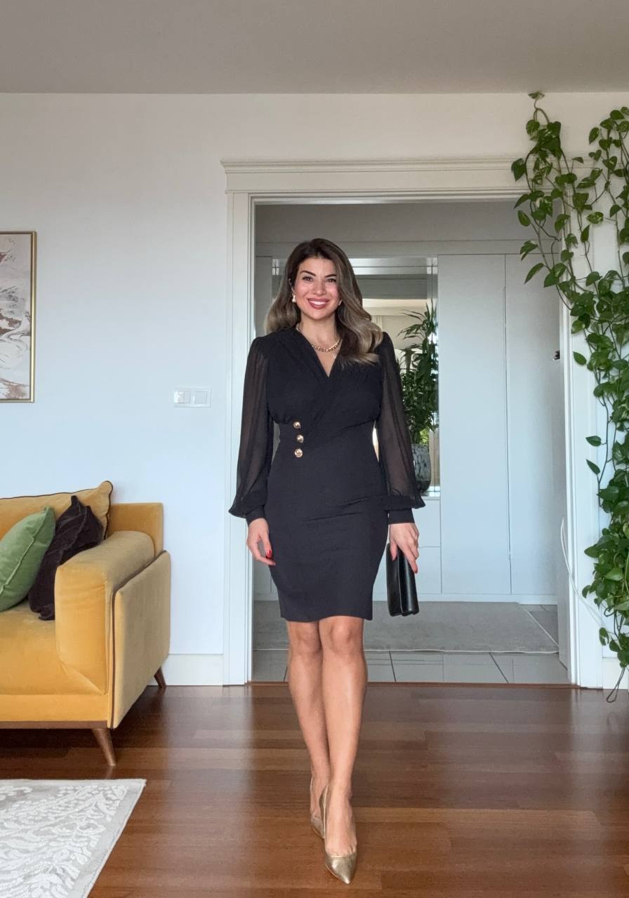 THREE-BUTTON DETAIL WRAP DRESS – BLACK