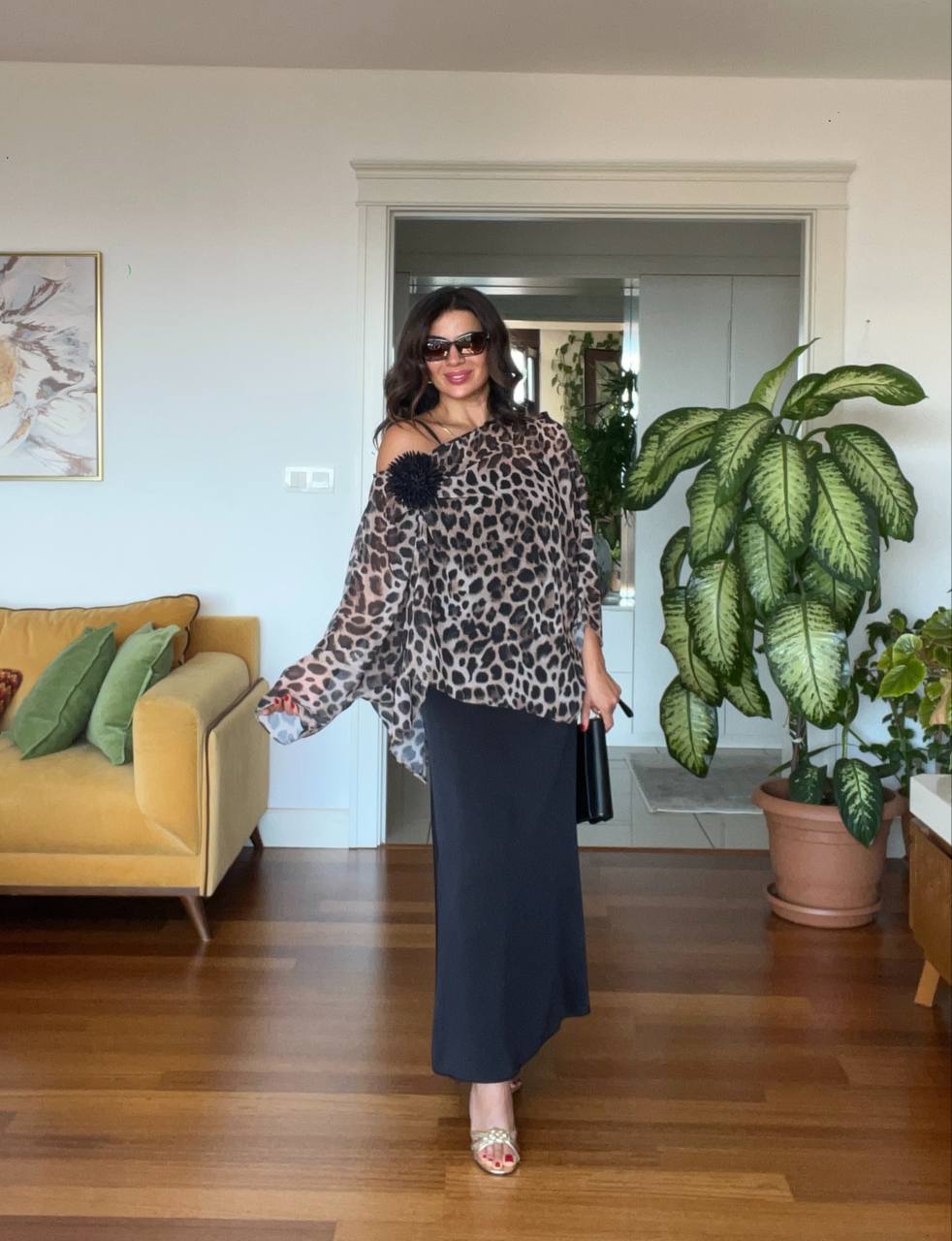DRESS WITH LEOPARD BLOUSE