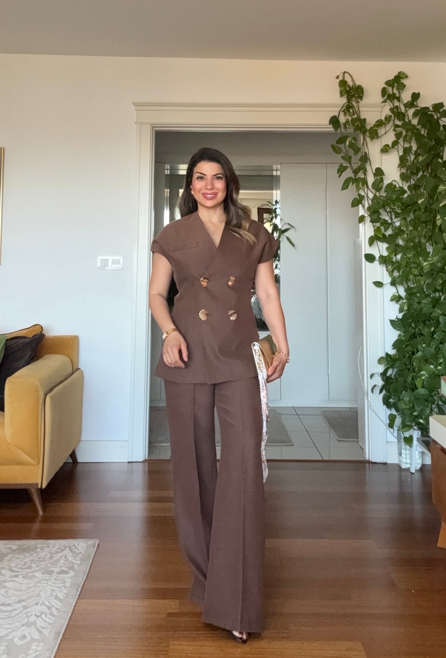GOLD BUTTON DETAILED WRAP VEST & TROUSERS SET – BROWN