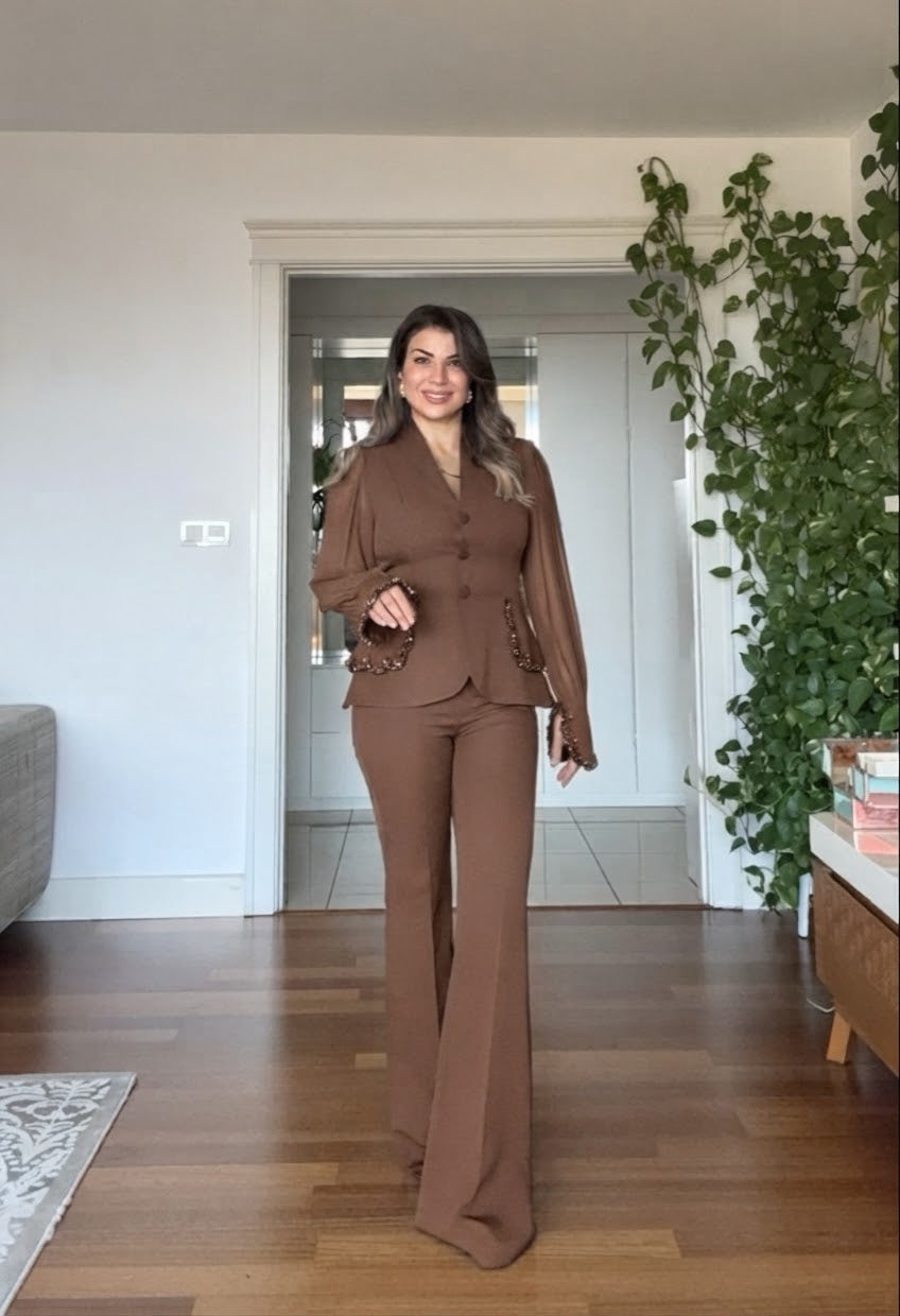 EMBELLISHED CHIFFON SLEEVE BLAZER SUIT - BROWN