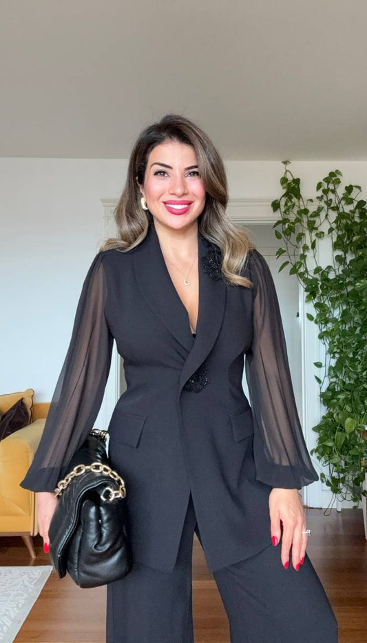 COLLAR FLORAL DETAIL ELEGANT SUIT – BLACK