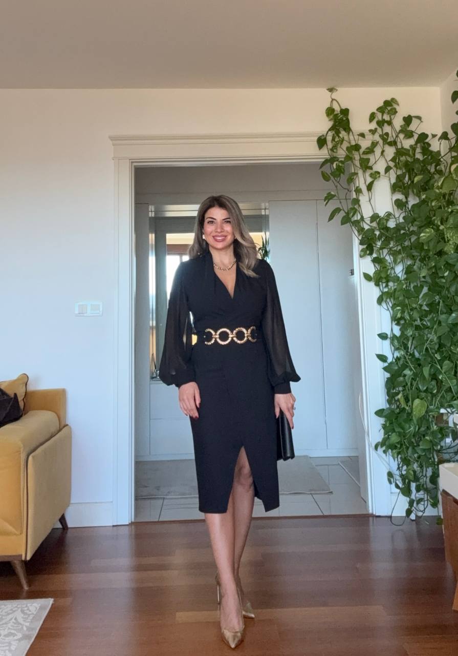 GOLD CHAIN BELTED WRAP DRESS – BLACK