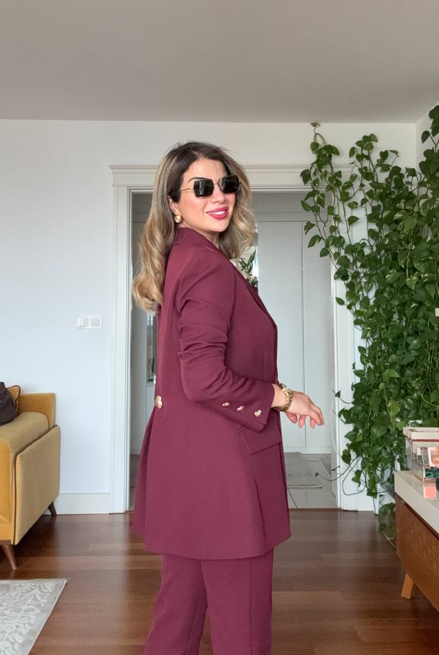 GOLD BUTTON DETAIL OVERSIZE SUIT – BURGUNDY