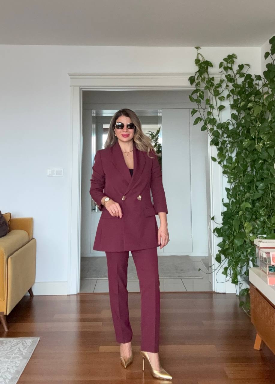GOLD BUTTON DETAIL OVERSIZE SUIT – BURGUNDY