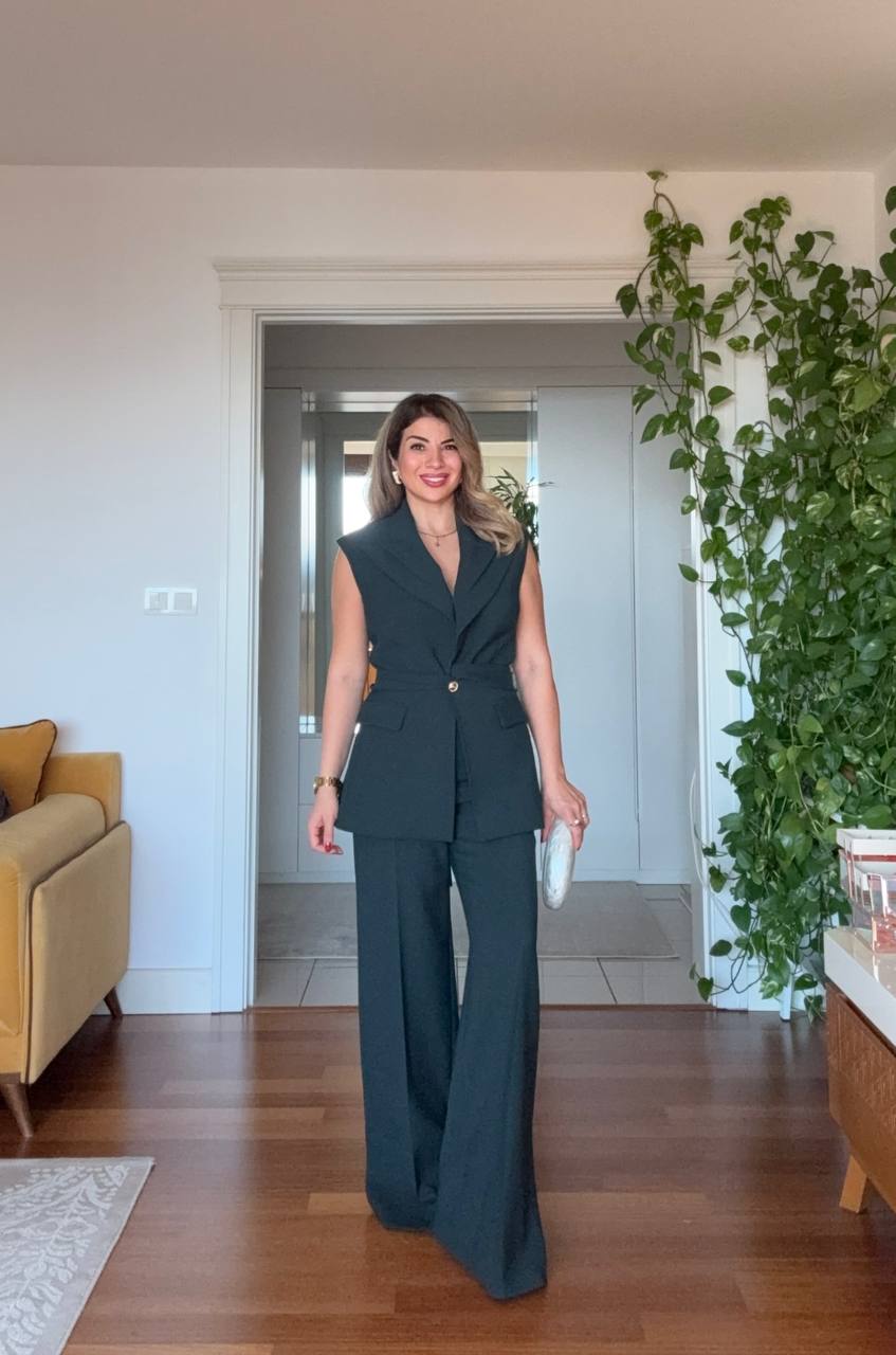 SLEEVELESS BELTED DOUBLE-BREASTED ELEGANT SUIT – DARK GREEN