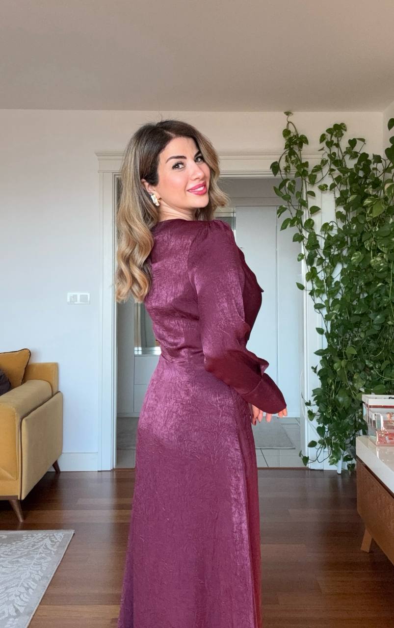 SATIN MIDI DRESS WITH BOW NECK DETAIL – BURGUNDY