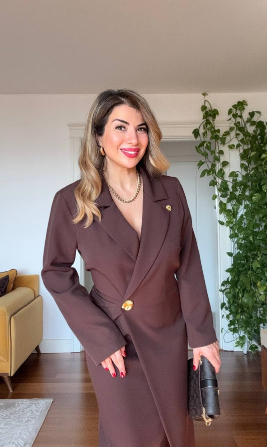 GOLD BUTTON DETAILED WRAP MIDI DRESS – BROWN