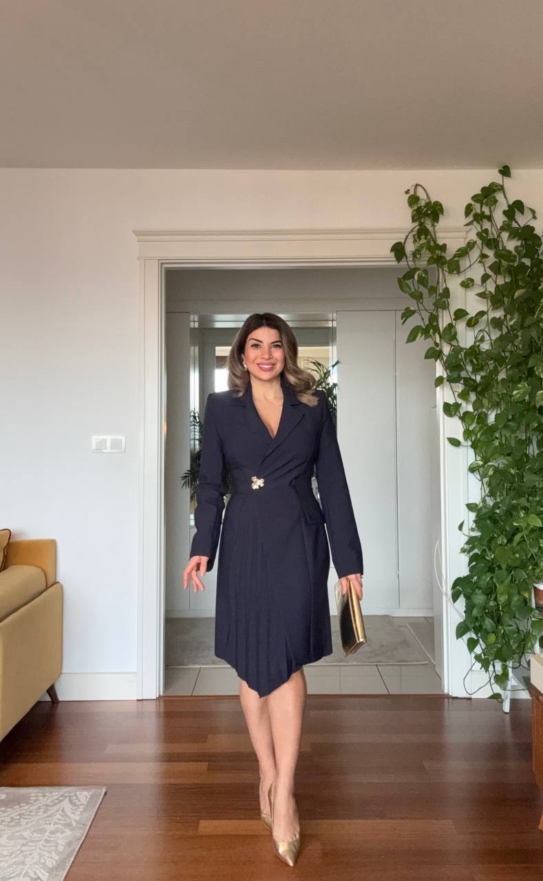 WRAP V-NECK MIDI DRESS WITH GOLD BUCKLE DETAIL – NAVY BLUE