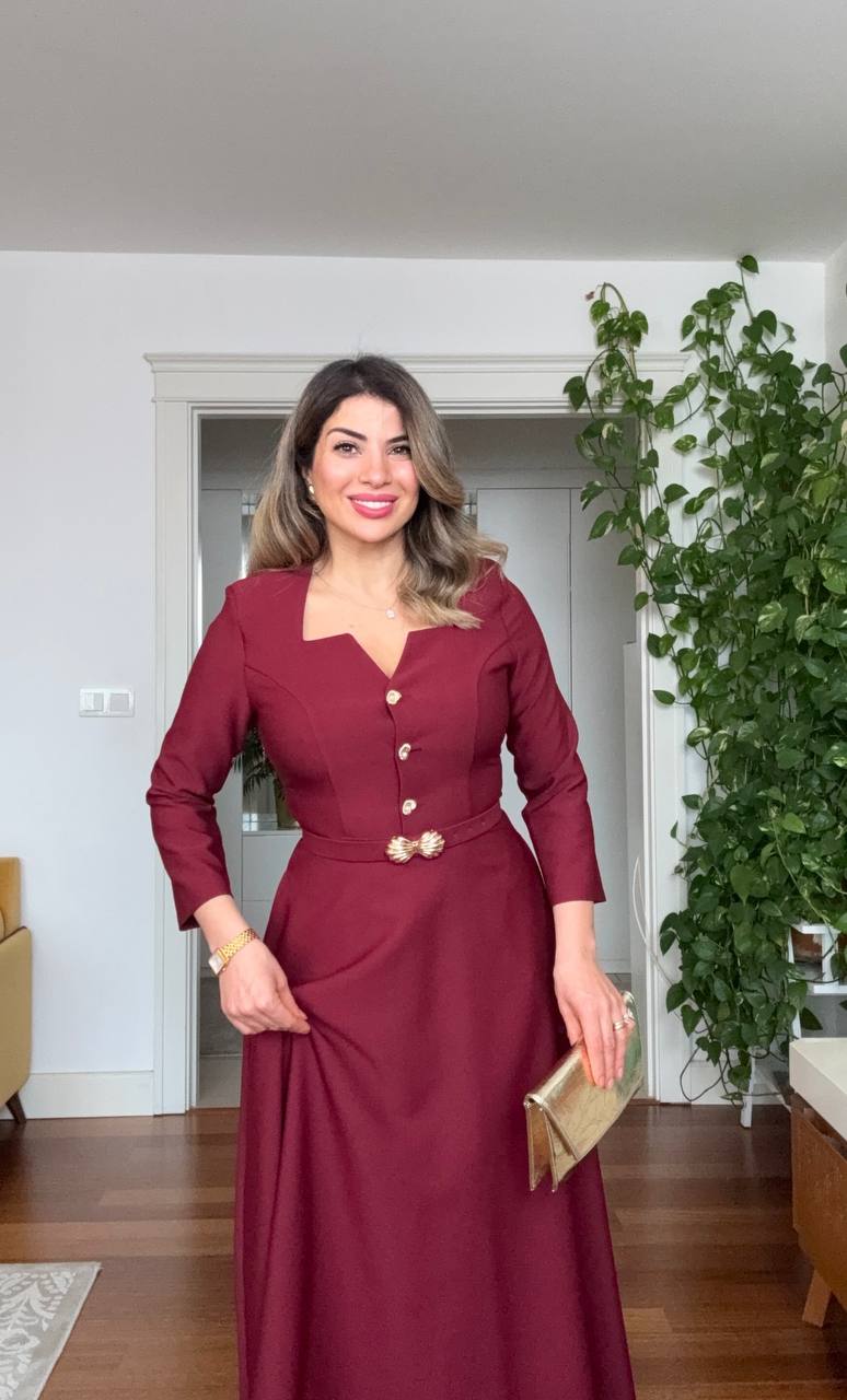 MIDI DRESS WITH GOLD BUTTON AND BELT DETAIL – BURGUNDY