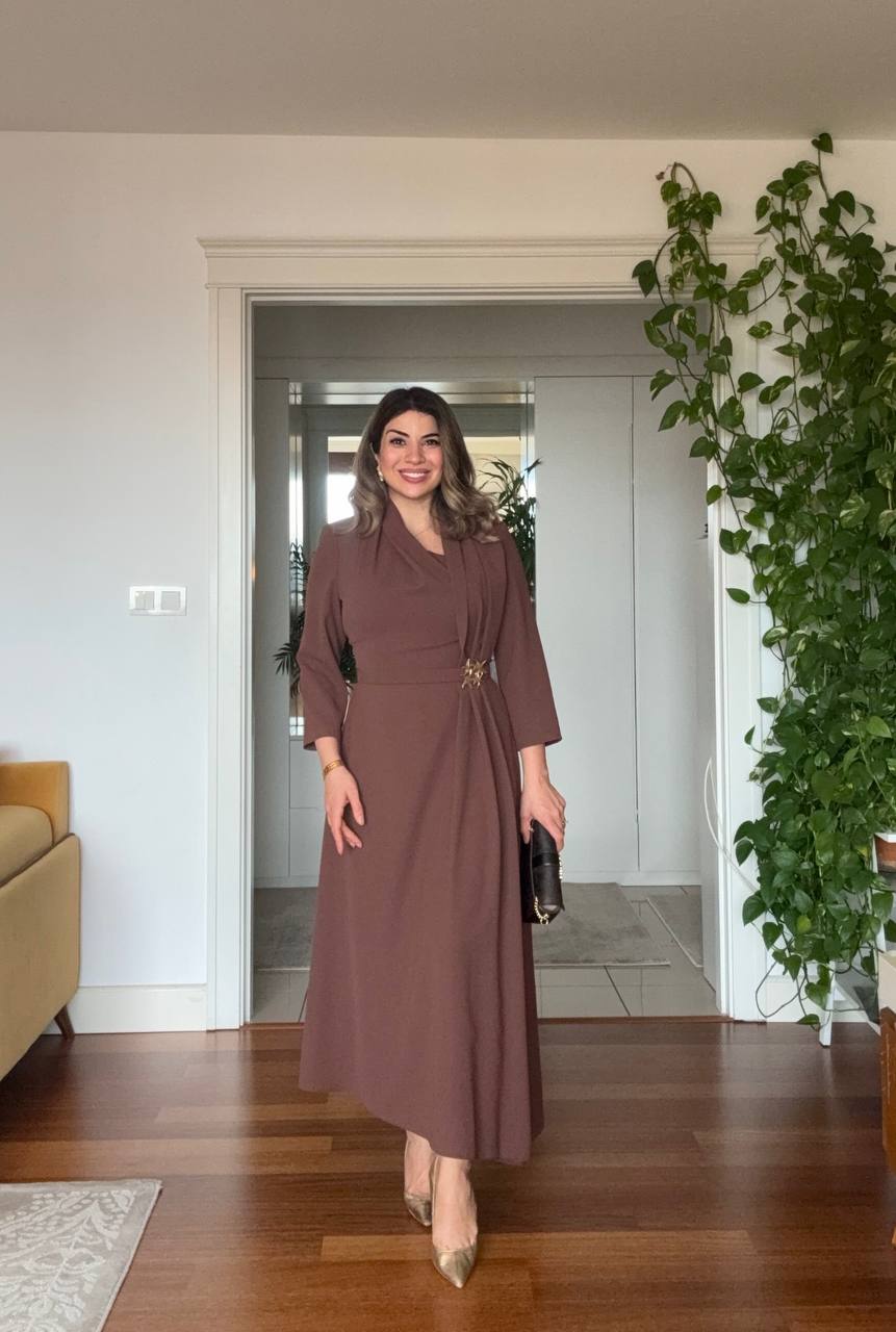 DRAPED BROOCH DETAIL LONG DRESS - BROWN