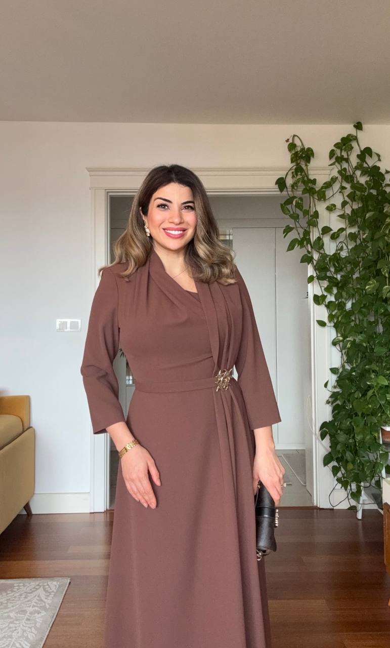 DRAPED BROOCH DETAIL LONG DRESS - BROWN