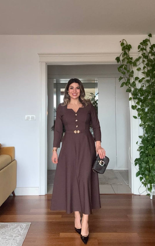 MIDI DRESS WITH GOLD BUTTON AND BELT DETAIL – BROWN