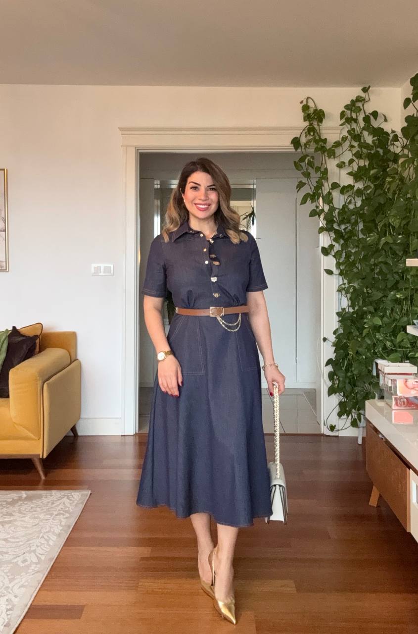 BUTTONED DENIM DRESS WITH BELT AND CHAIN DETAIL – NAVY BLUE