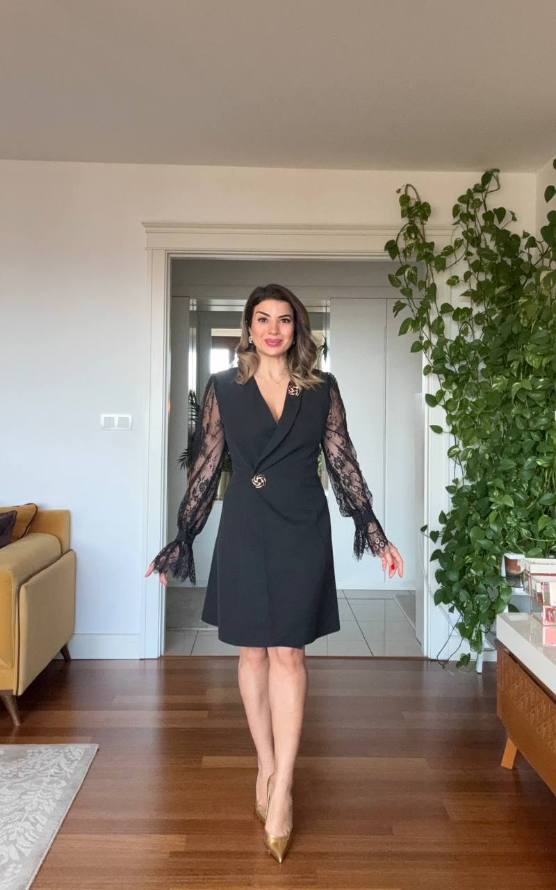 GOLD BUTTON DETAIL LACE SLEEVE WRAP DRESS – BLACK