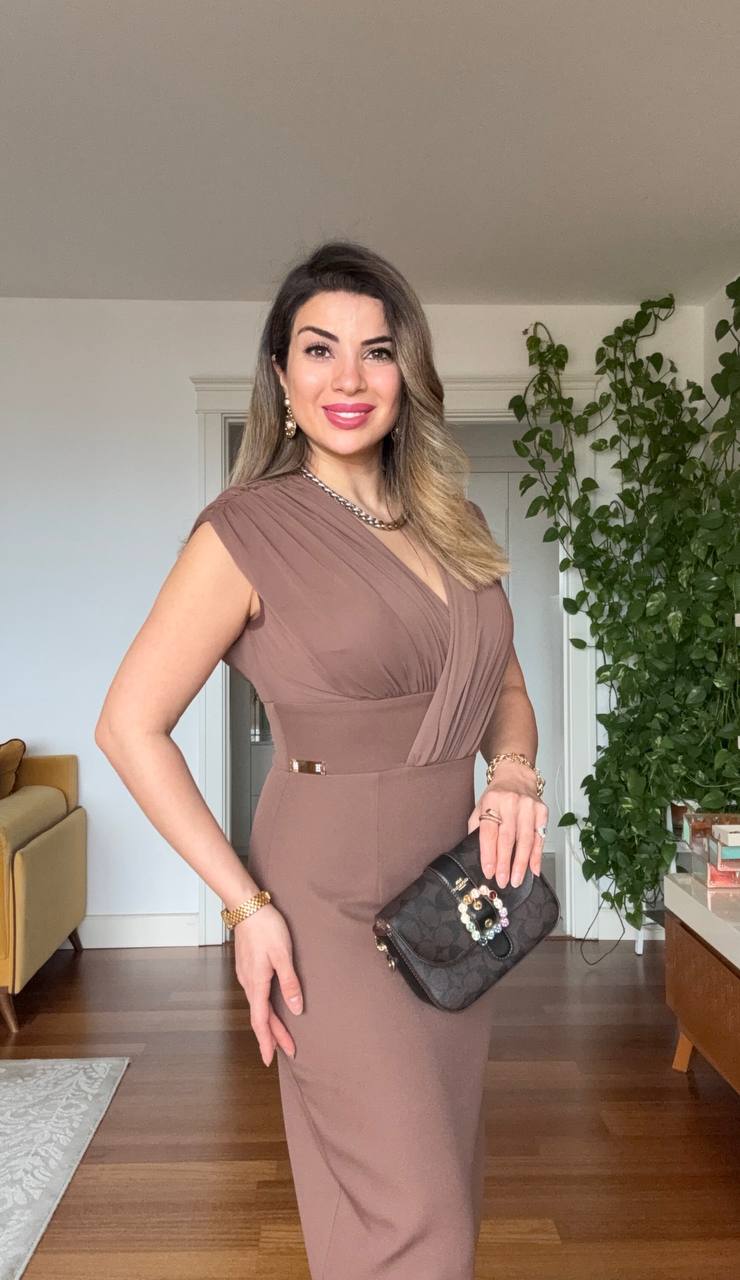 ELEGANT V-NECK MIDI DRESS - BROWN