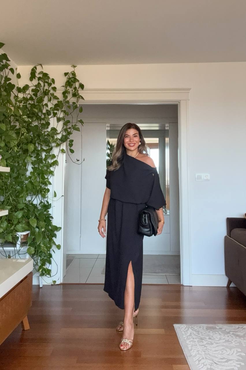 ASYMMETRICAL ONE-SHOULDER MAXI DRESS – BLACK