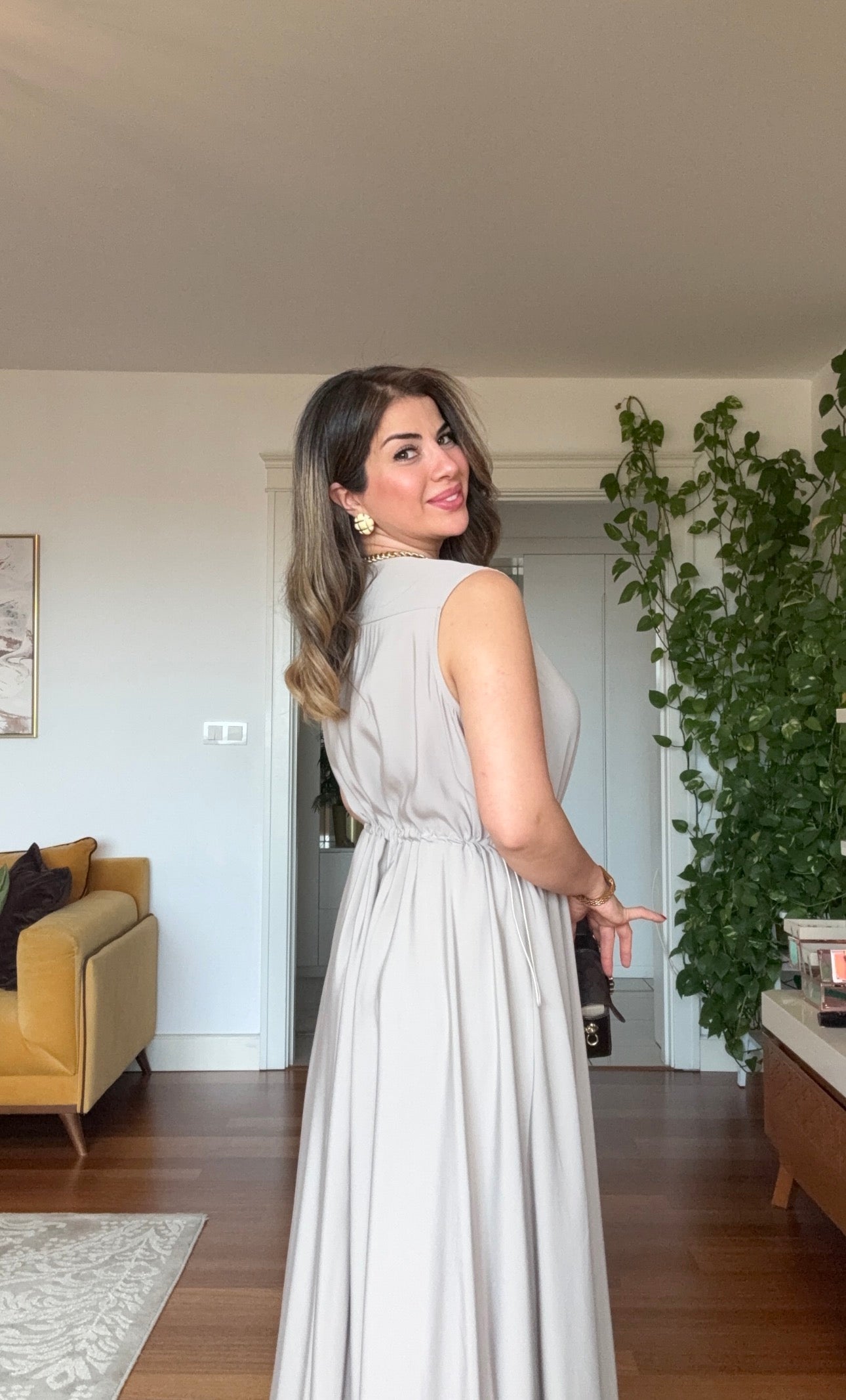V-NECK CROSSOVER WAISTED SLEEVELESS MAXI DRESS - STONE