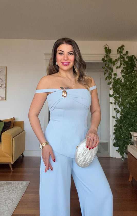 ASYMMETRIC CUT CO-ORD SET WITH SINGLE-SHOULDER GOLD BUCKLE ACCESSORY - BABY BLUE