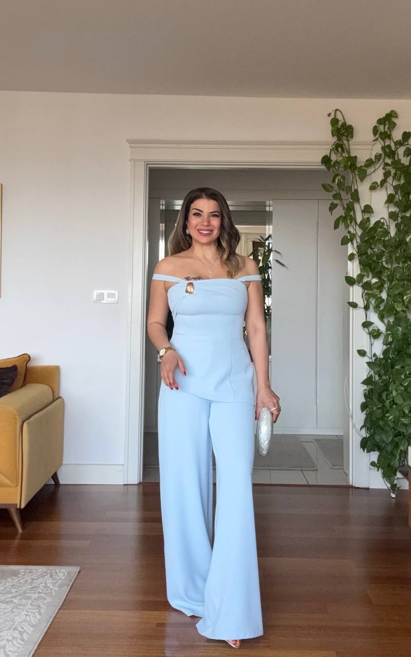ASYMMETRIC CUT CO-ORD SET WITH SINGLE-SHOULDER GOLD BUCKLE ACCESSORY - BABY BLUE