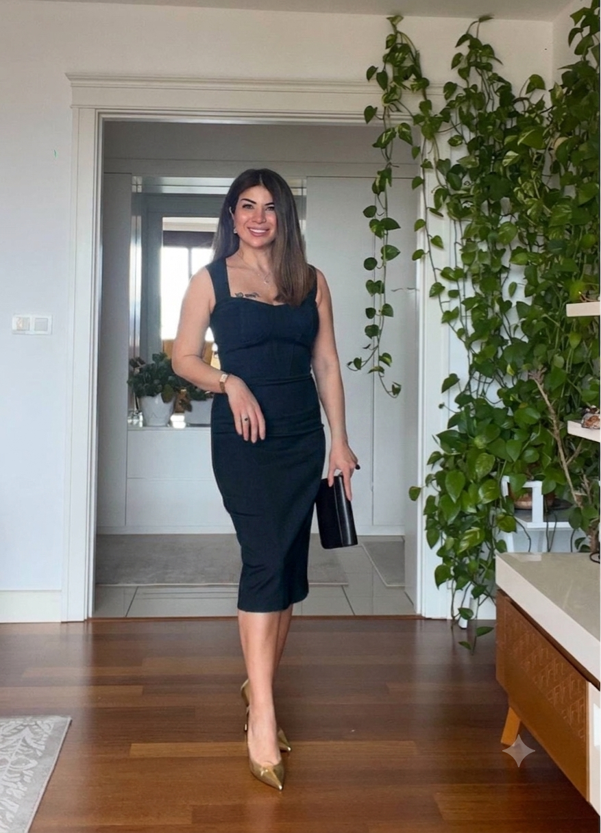 SWEETHEART NECKLINE MIDI DRESS - BLACK