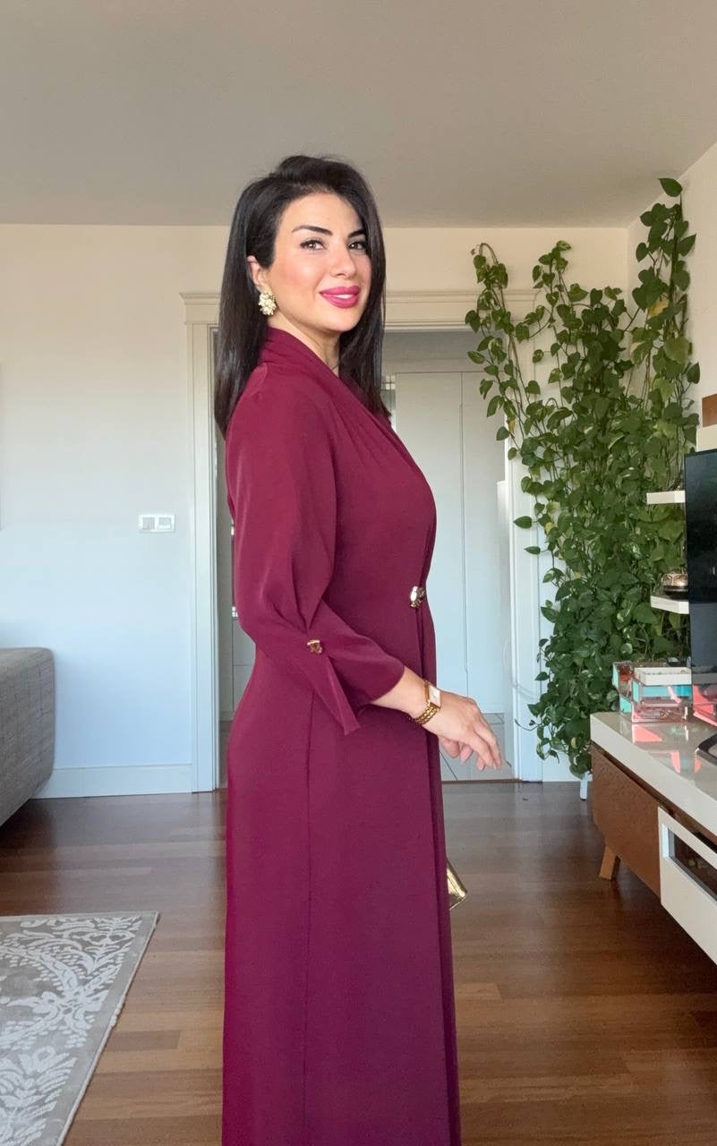 SHAWL COLLAR GOLD BUCKLE DETAIL FLOWY MAXI DRESS - BURGUNDY